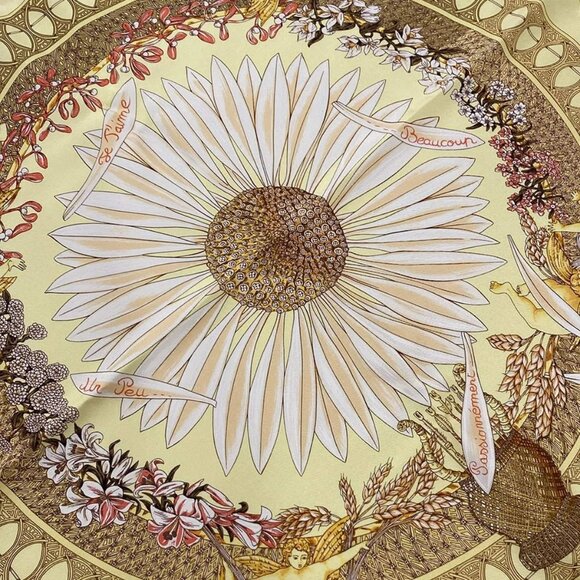 Auth HERMES Petit Carre - Light Yellow Brown Multi Scarf - Picture 5 of 5